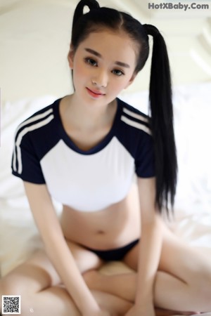 UXING Vol.027: Model Wen Xin Baby (温馨 baby) (45 pictures)