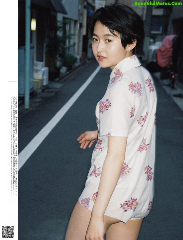 Marika Ito 伊藤万理華, FLASH 2021.08.10 (フラッシュ 2021年8月10日号) No.64938c